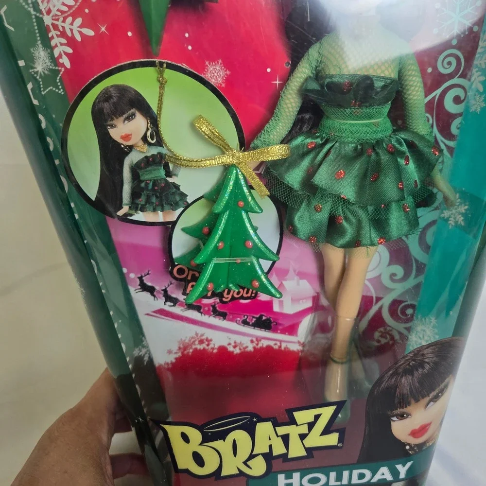 Bratz Holiday Jade Doll 515296 Collectible, New Open Box, Box‎ Damaged Taped